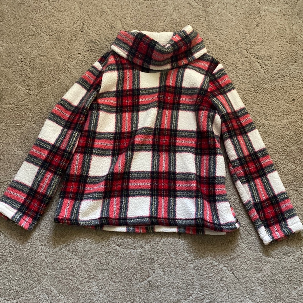 Brand: Style & co
Size: L
Color: red, green, and white flannel